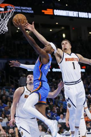 对方铲翻 对方铲翻