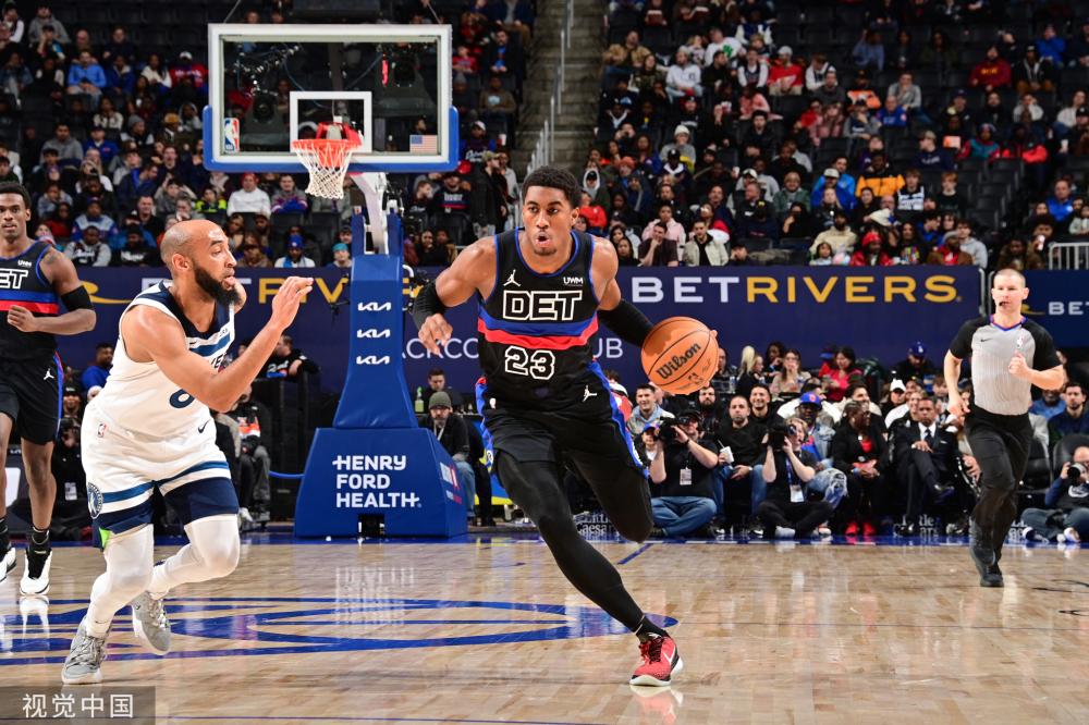 后场自由人 后场自由人