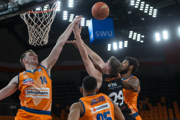 一位网球名 一位网球名